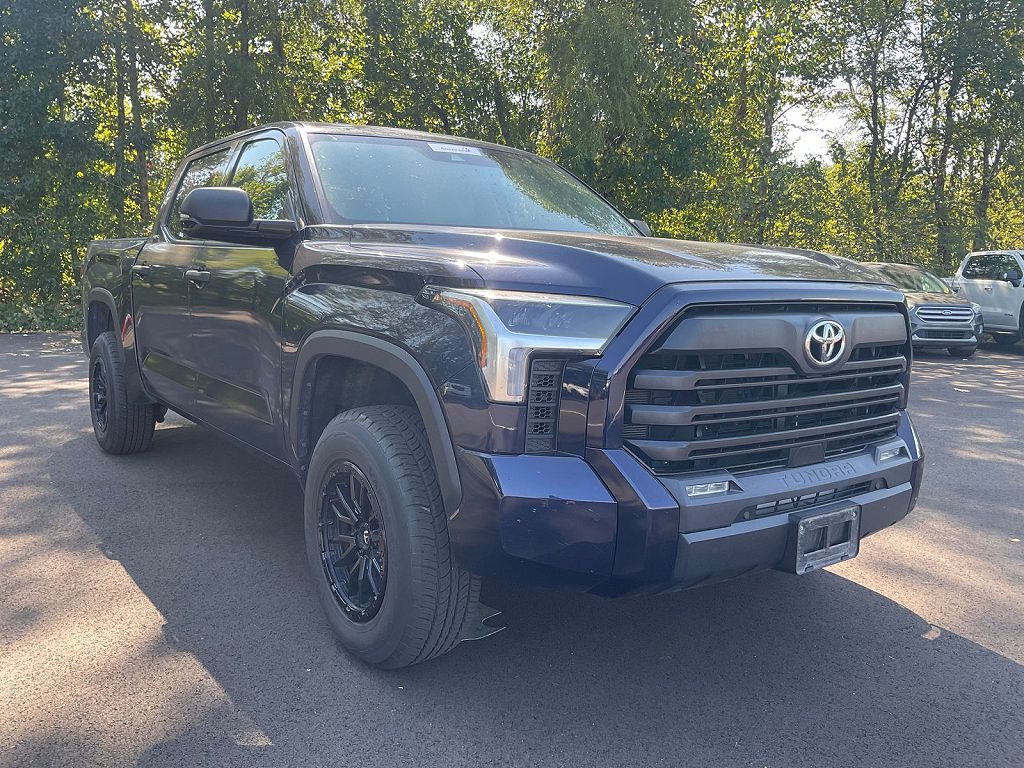 2022 Toyota Tundra SR5