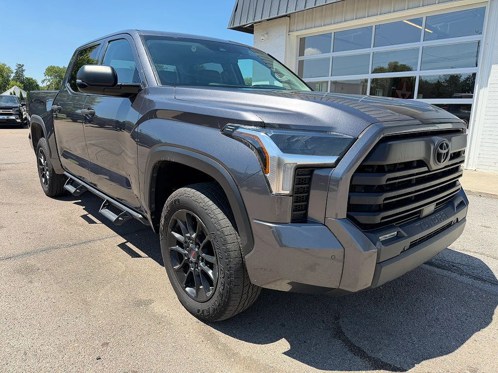 2022 Toyota Tundra SR5