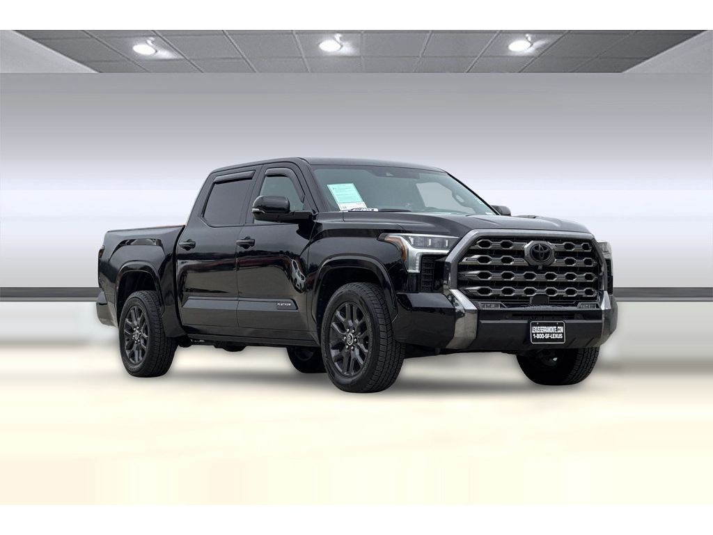 2022 Toyota Tundra Hybrid Platinum