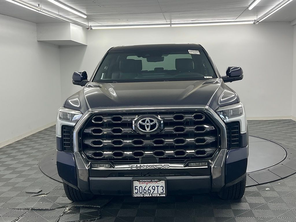 2023 Toyota Tundra Hybrid Platinum