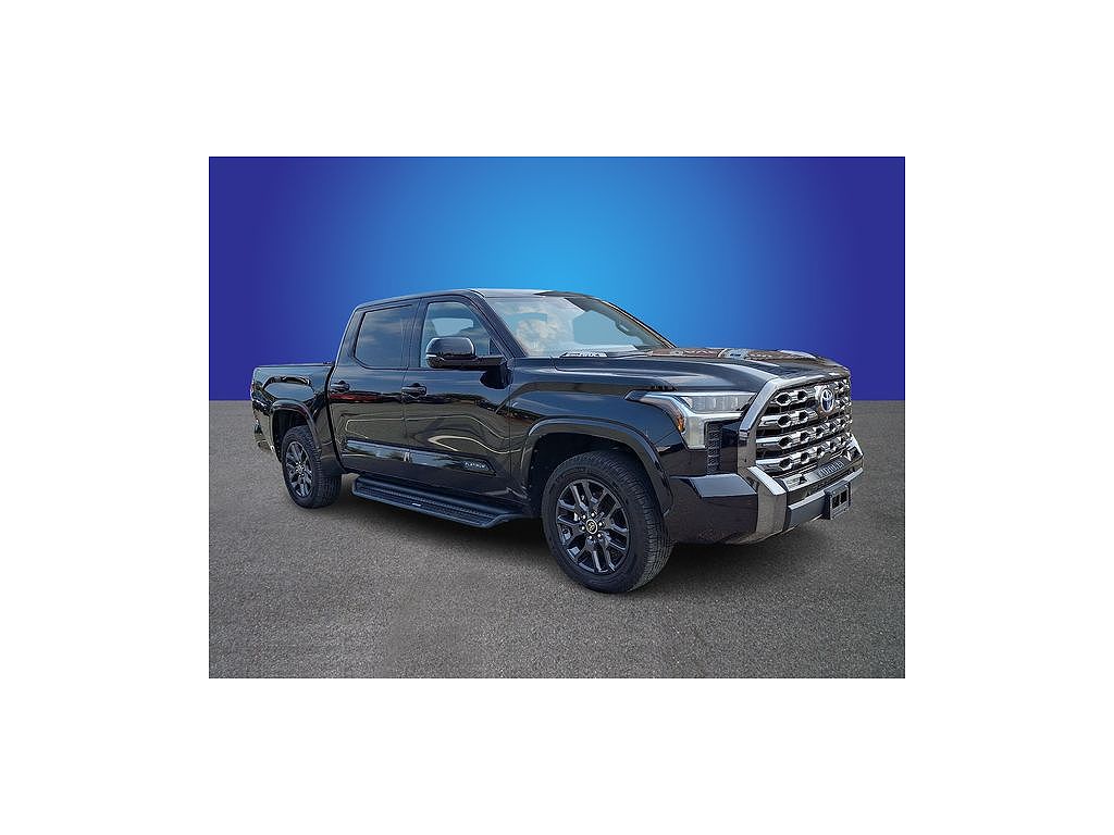 2023 Toyota Tundra Hybrid Platinum