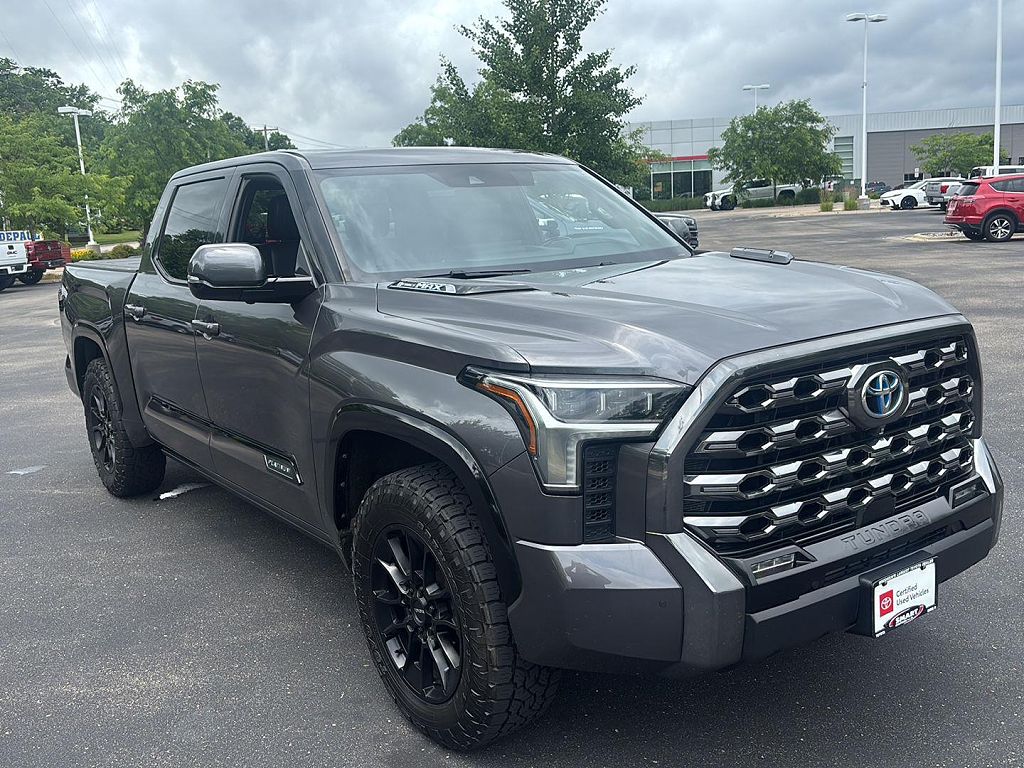 2022 Toyota Tundra Platinum