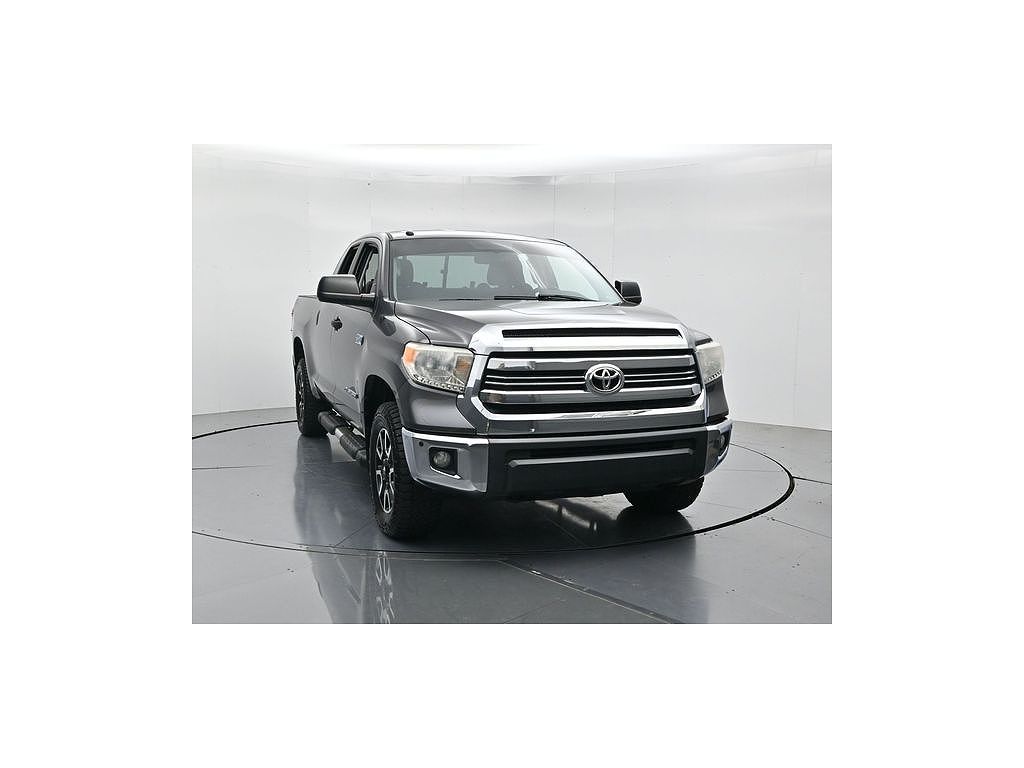 2017 Toyota Tundra SR