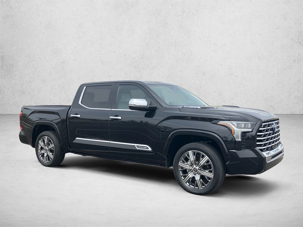 2023 Toyota Tundra Hybrid Capstone