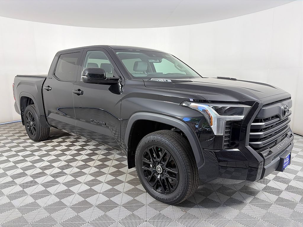 2024 Toyota Tundra Hybrid Platinum