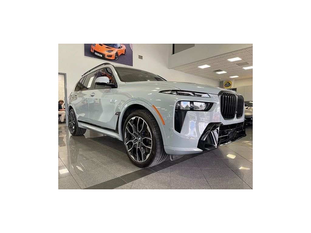 2023 BMW X7 xDrive40i