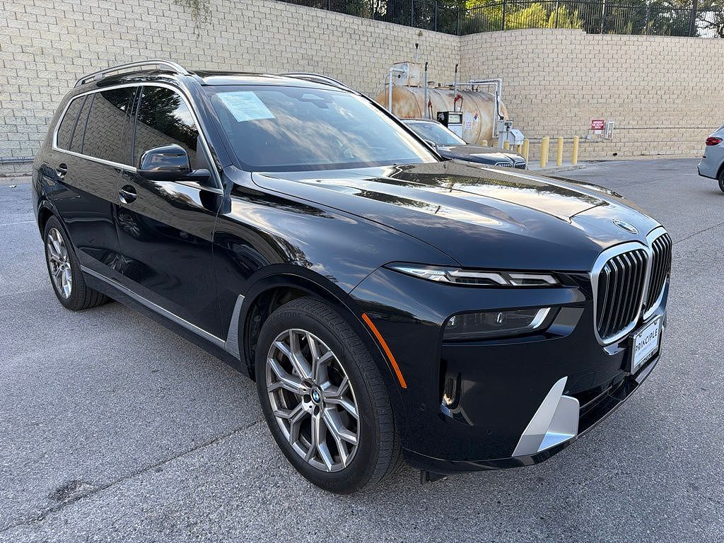 2023 BMW X7 xDrive40i