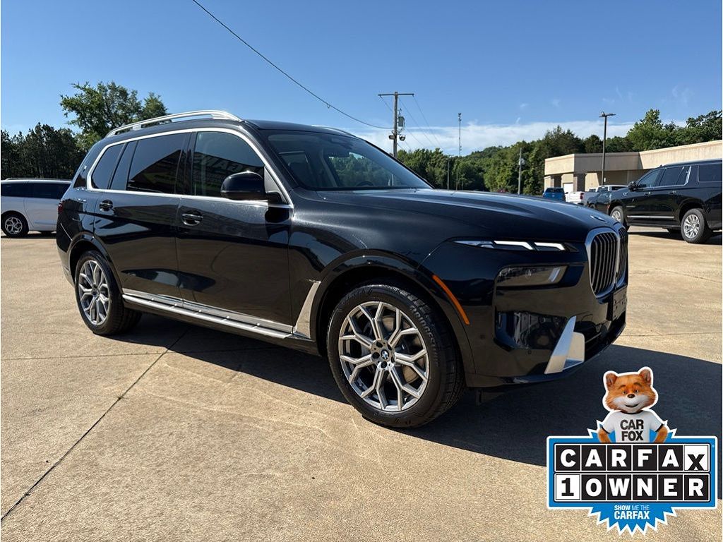 2025 BMW X7 xDrive40i