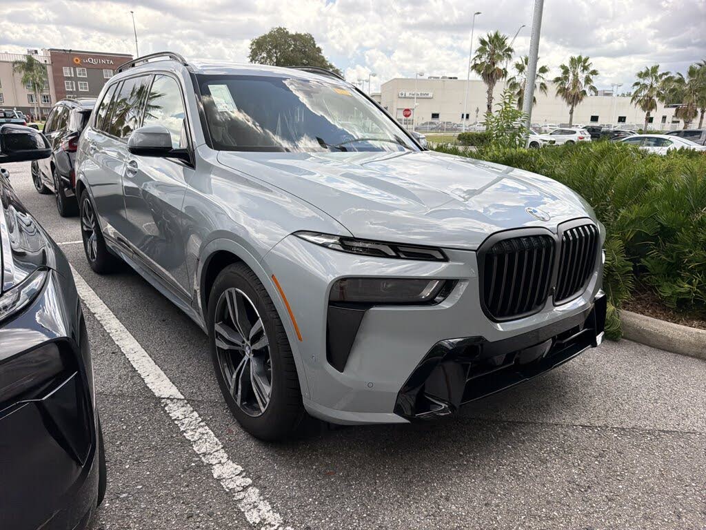 2027 BMW X7 xDrive40i