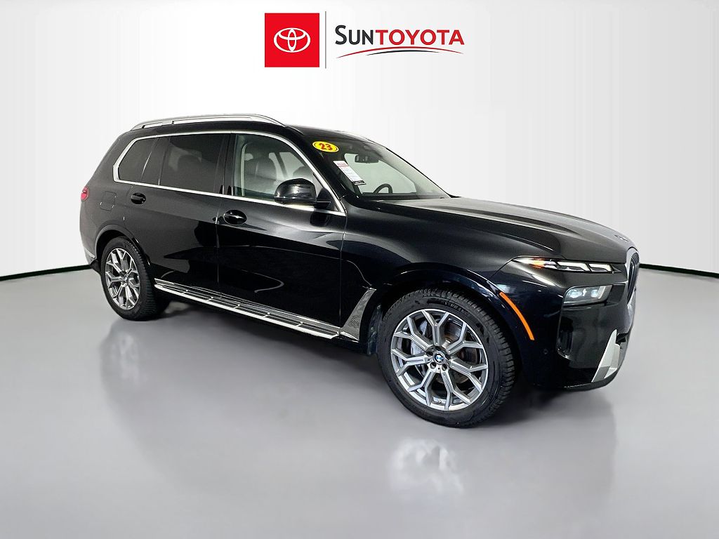2023 BMW X7 xDrive40i