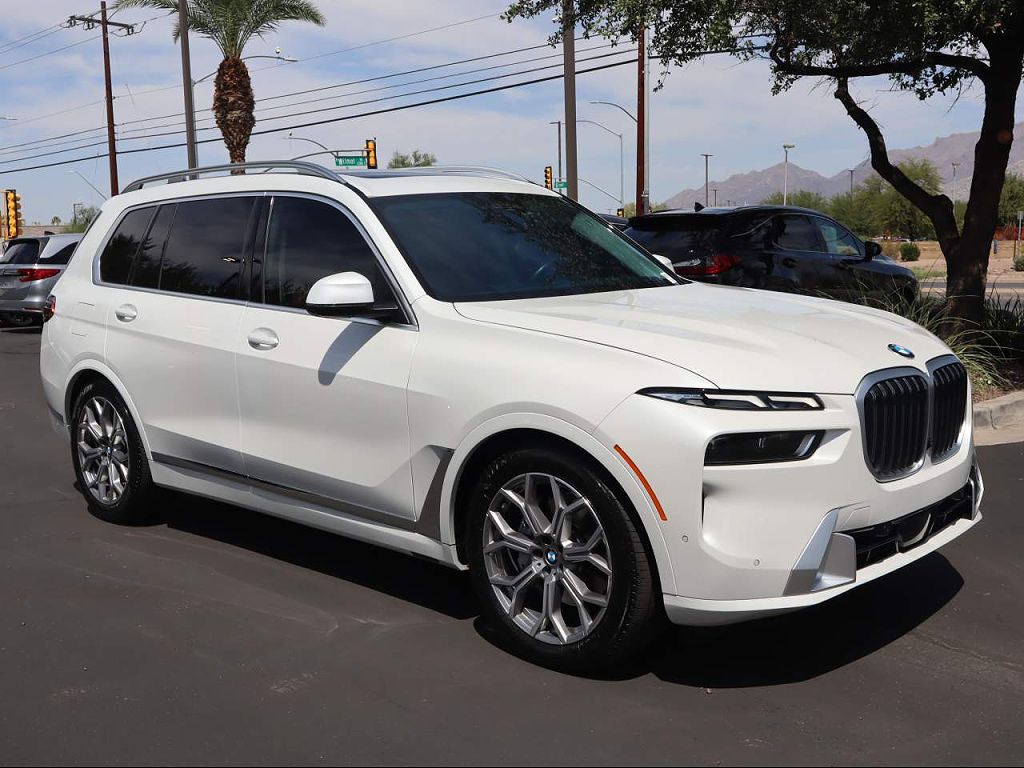 2024 BMW X7 xDrive40i