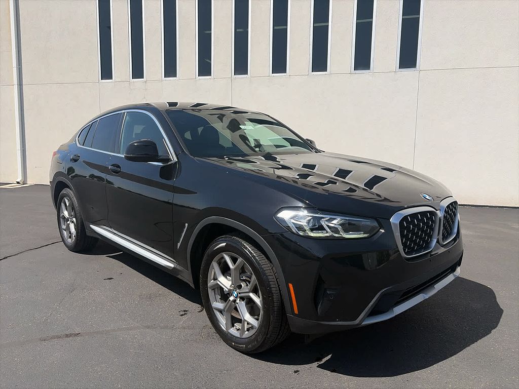 2023 BMW X4 xDrive30i