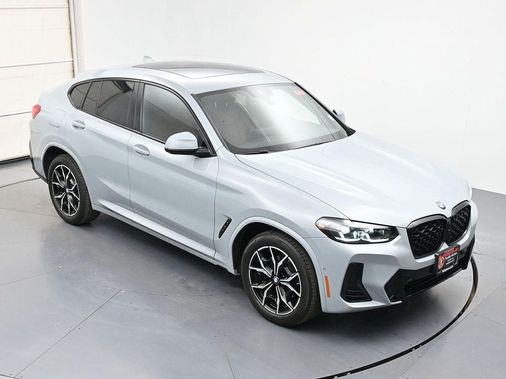2023 BMW X4 xDrive30i