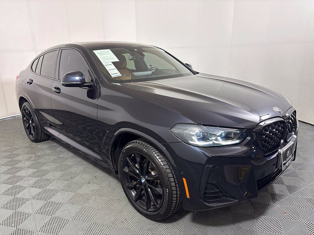 2024 BMW X4 xDrive30i