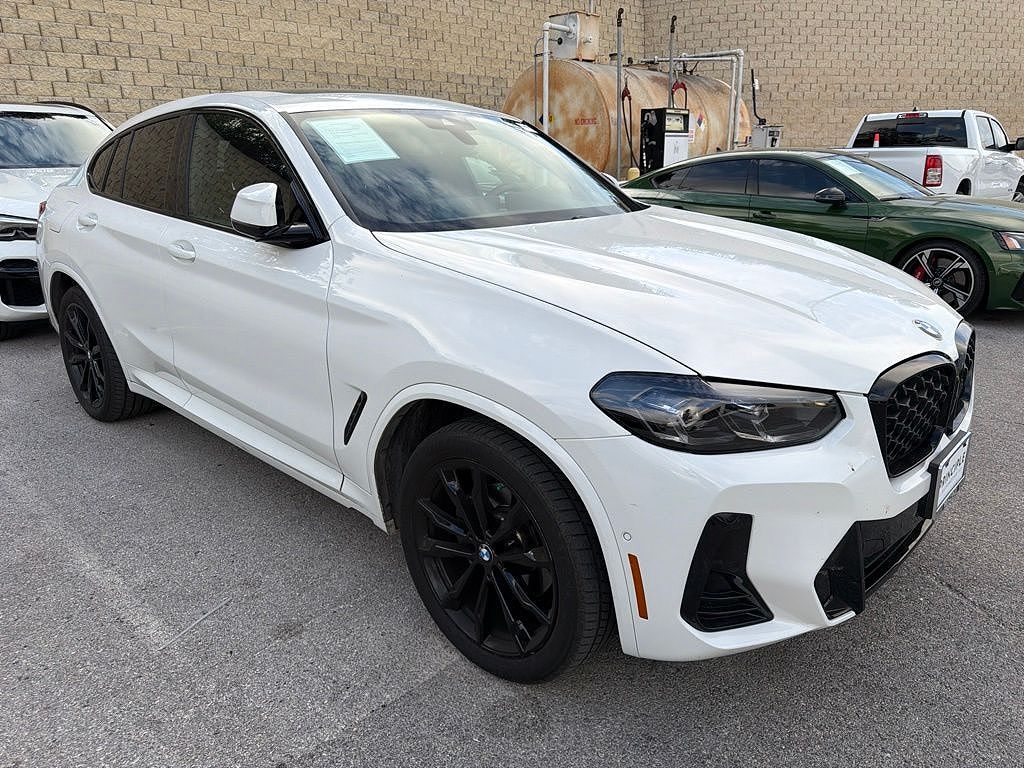 2023 BMW X4 xDrive30i