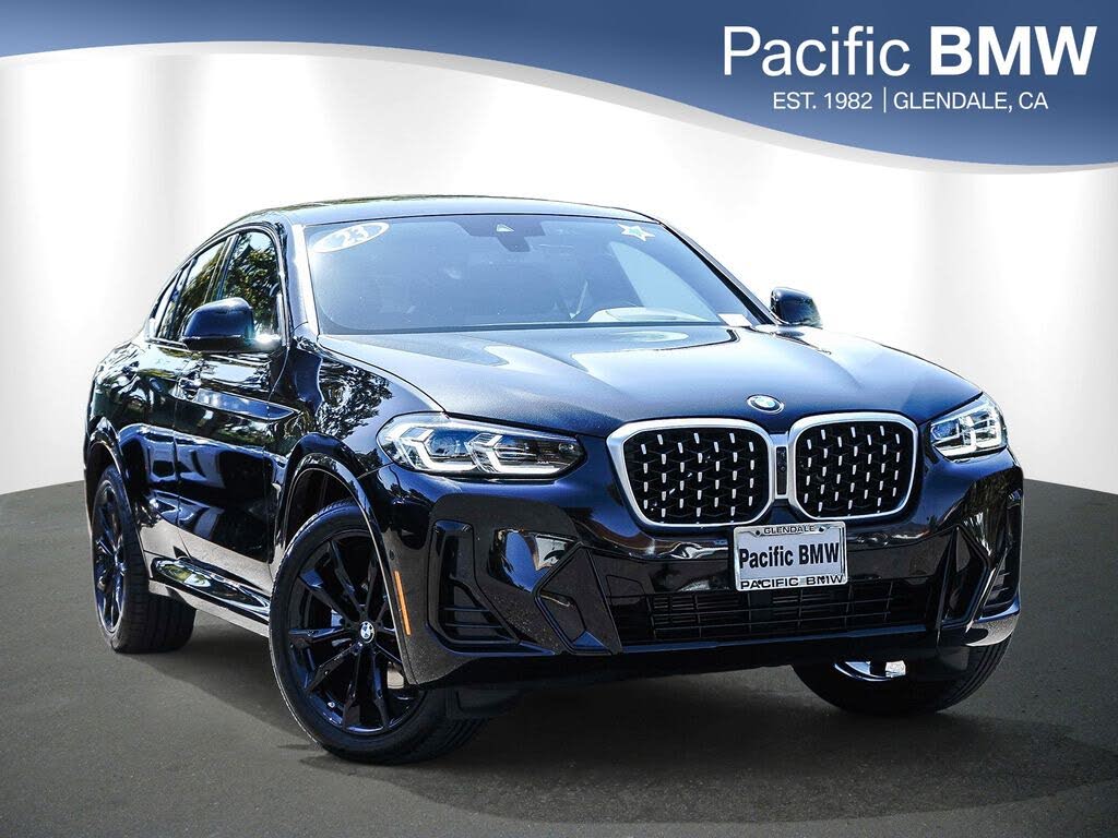 2023 BMW X4 xDrive30i