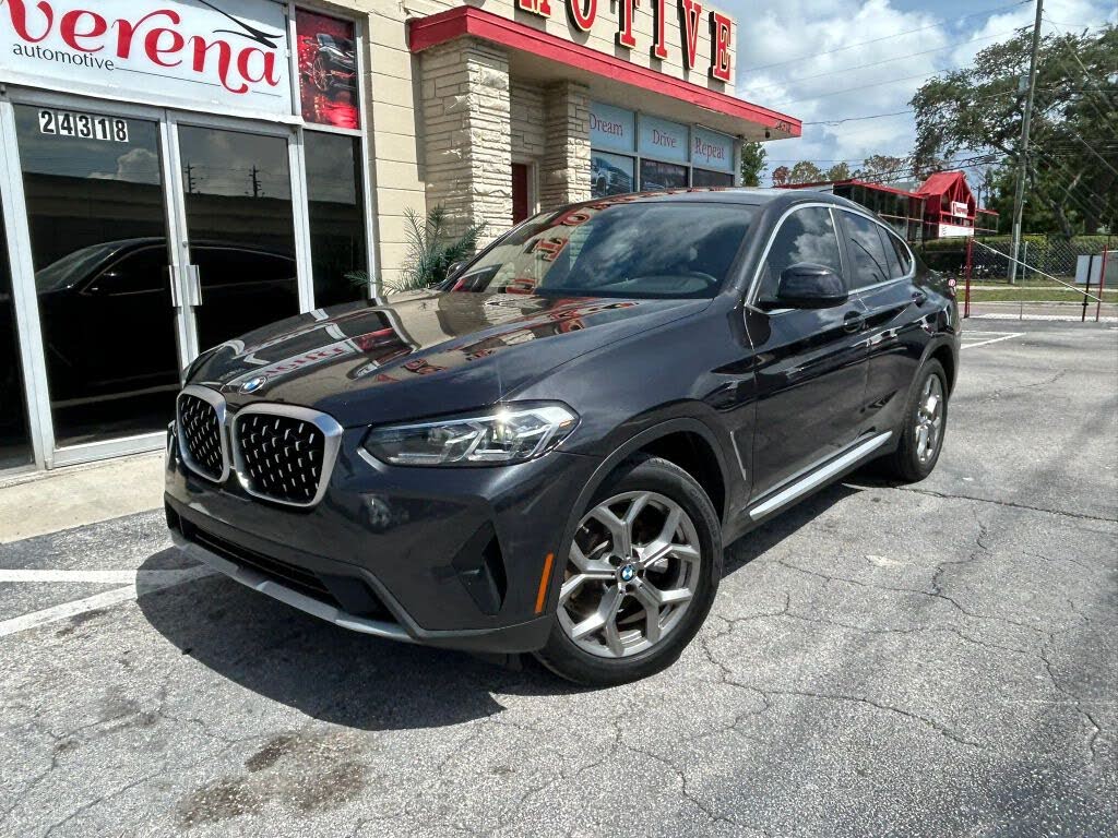 2022 BMW X4 xDrive30i