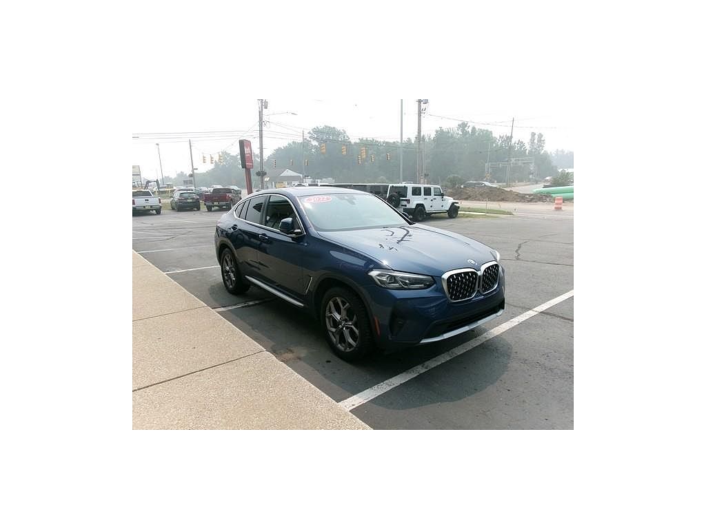 2022 BMW X4 xDrive30i