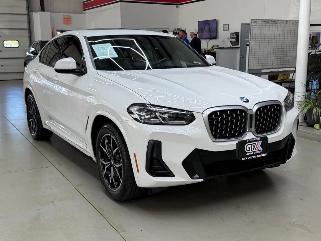 2022 BMW X4 xDrive30i