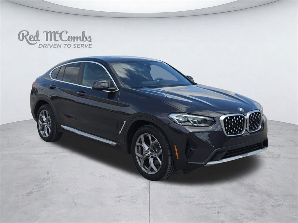 2025 BMW X4 xDrive30i
