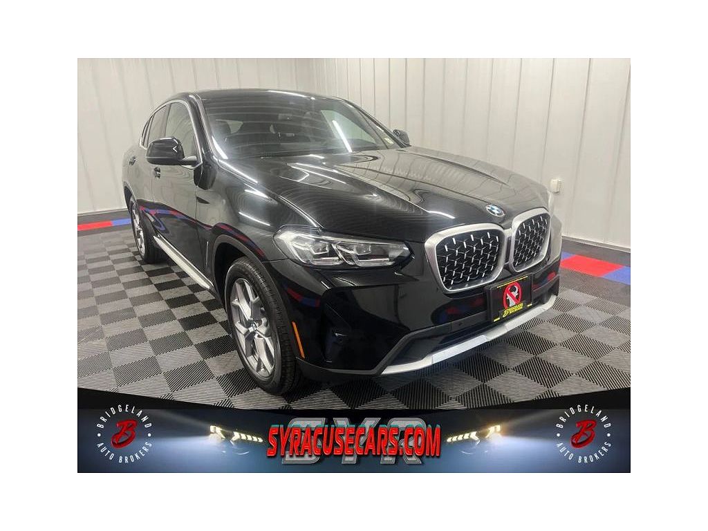 2025 BMW X4 xDrive30i