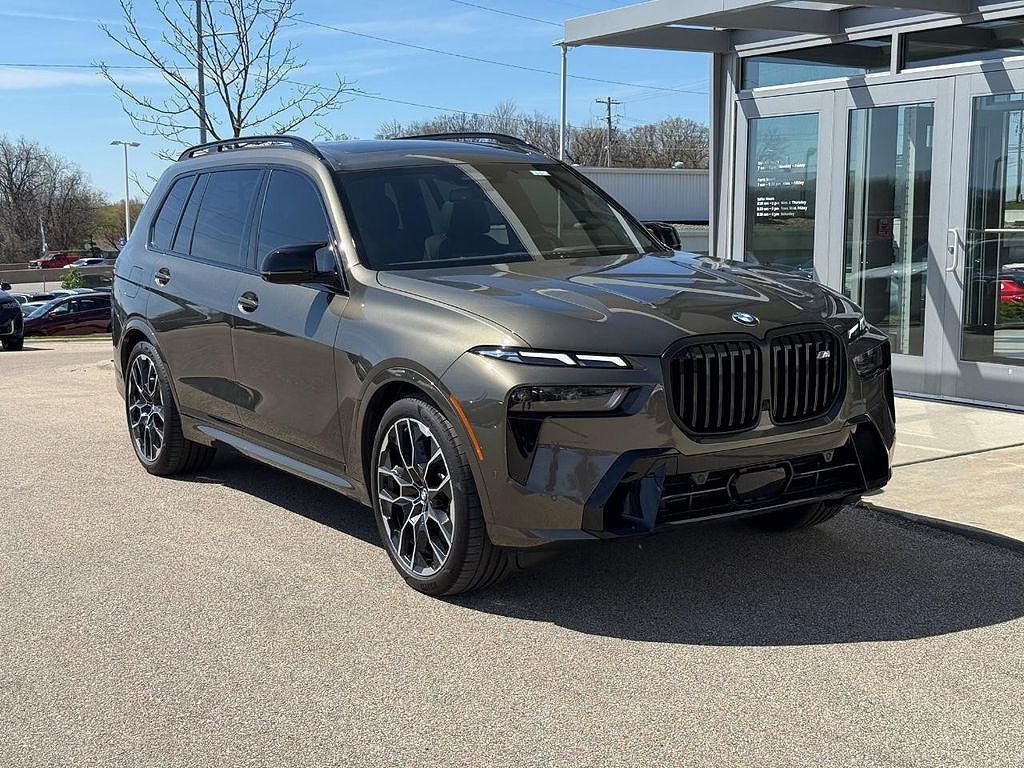 2026 BMW X7 M60i