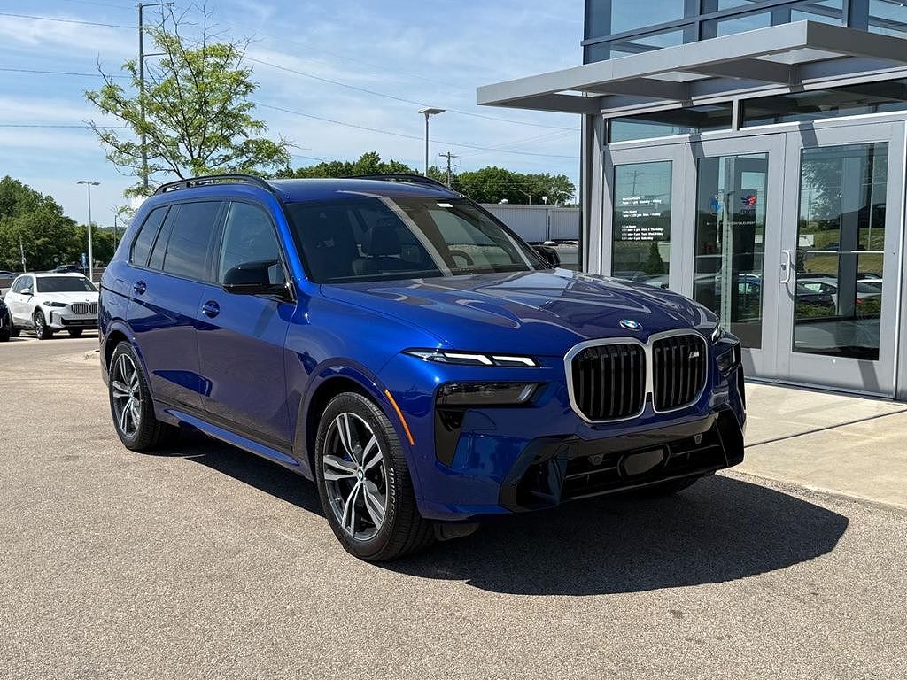 2026 BMW X7 M60i