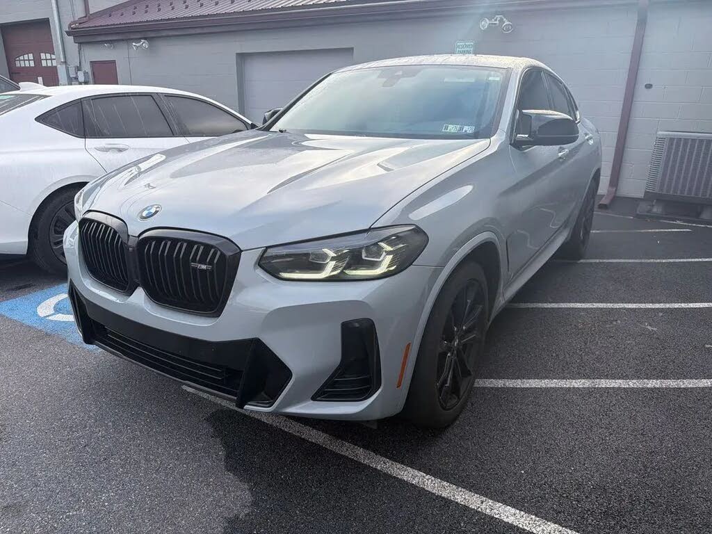 2022 BMW X4 M40i