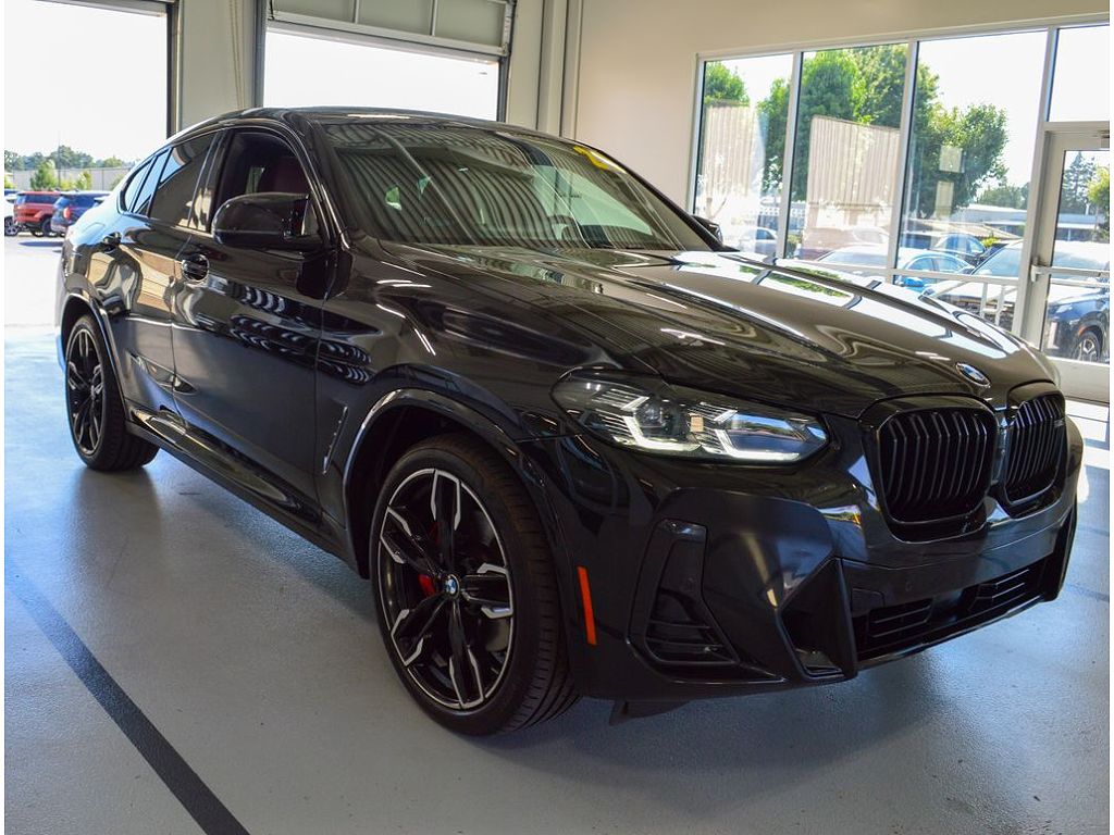 2022 BMW X4 M40i