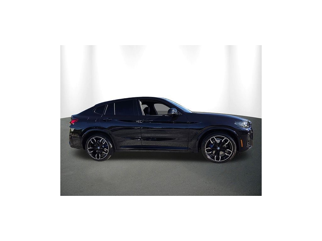 2023 BMW X4 M40i
