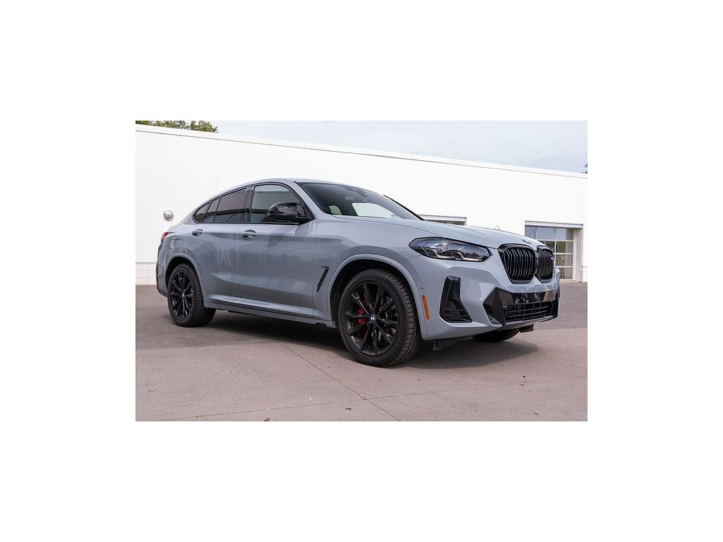 2025 BMW X4 M40i
