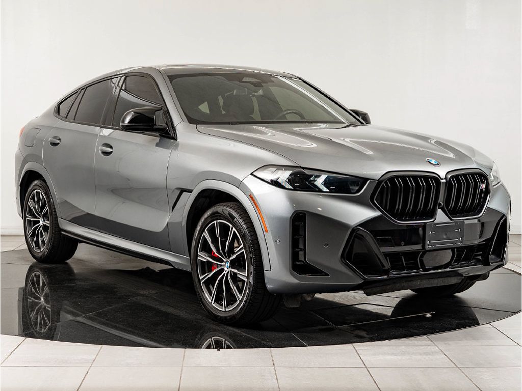 2024 BMW X6 M60i