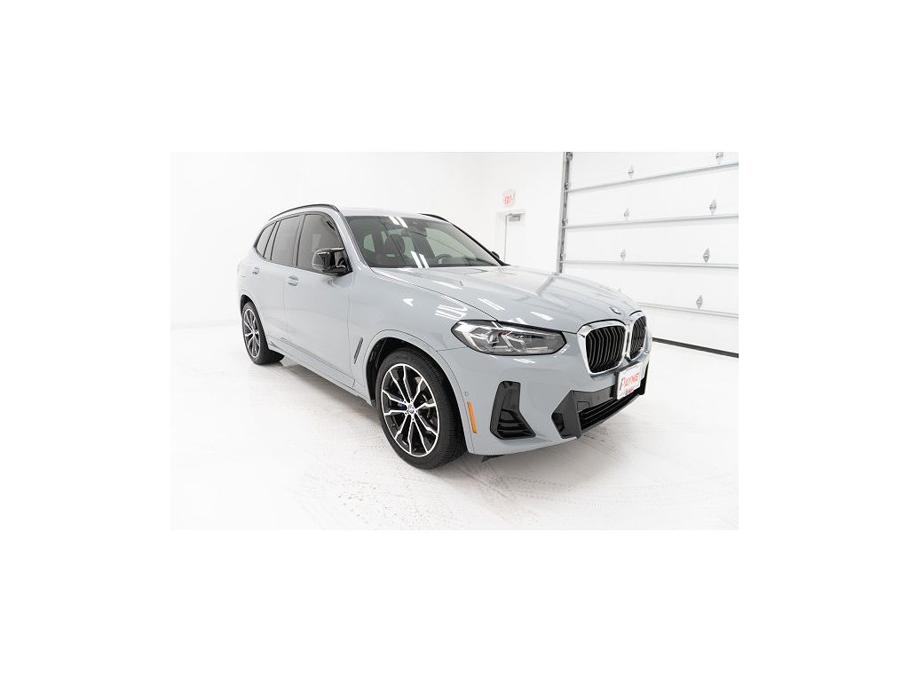 2023 BMW X3 M40i
