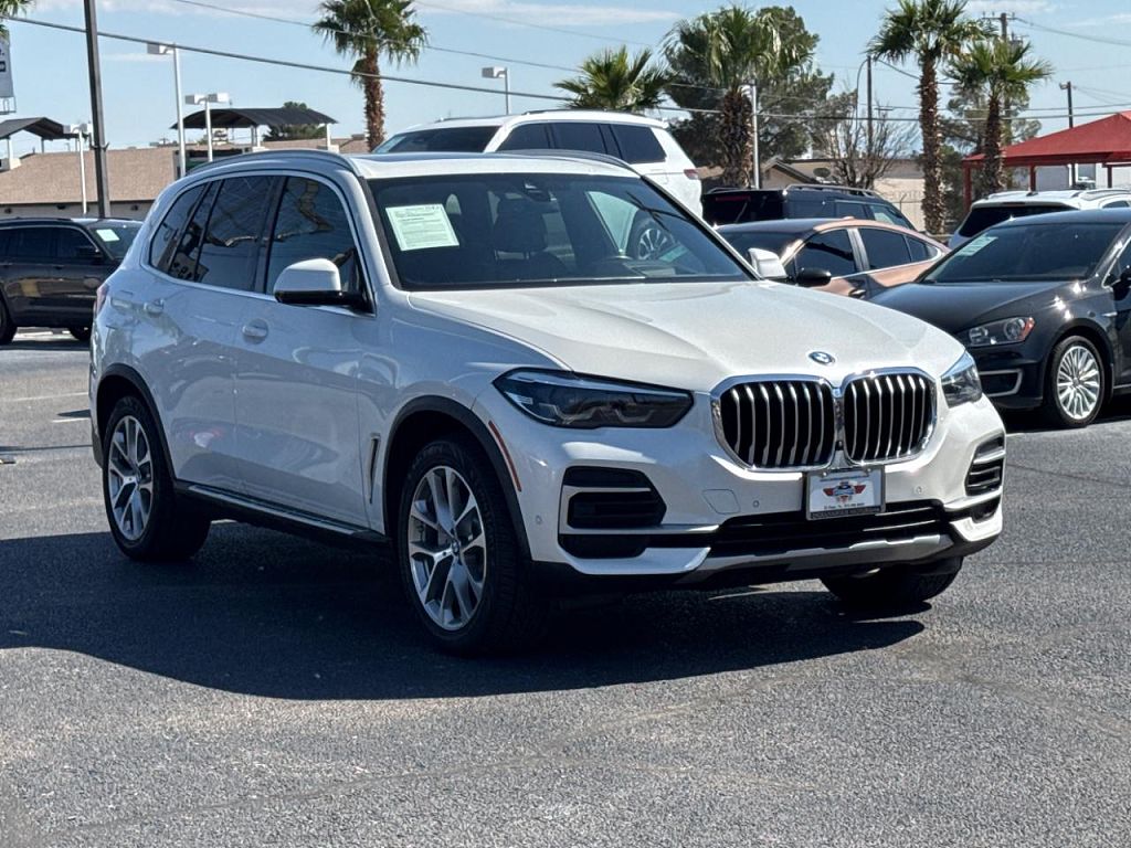 2023 BMW X5 sDrive40i