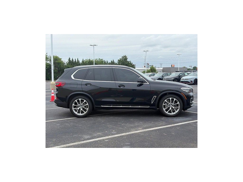 2023 BMW X5 xDrive40i