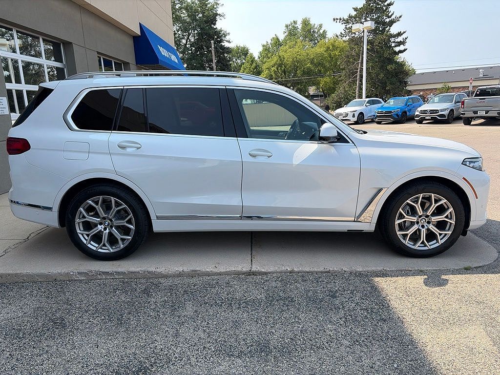 2022 BMW X7 xDrive40i