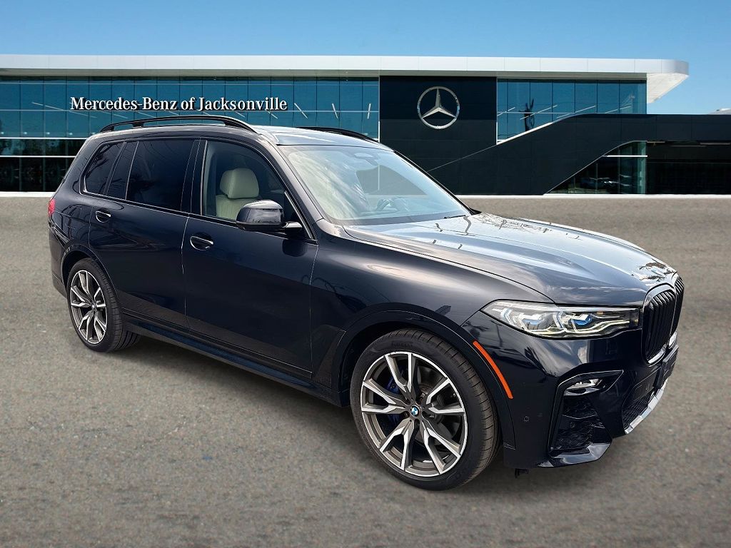 2021 BMW X7 M50i