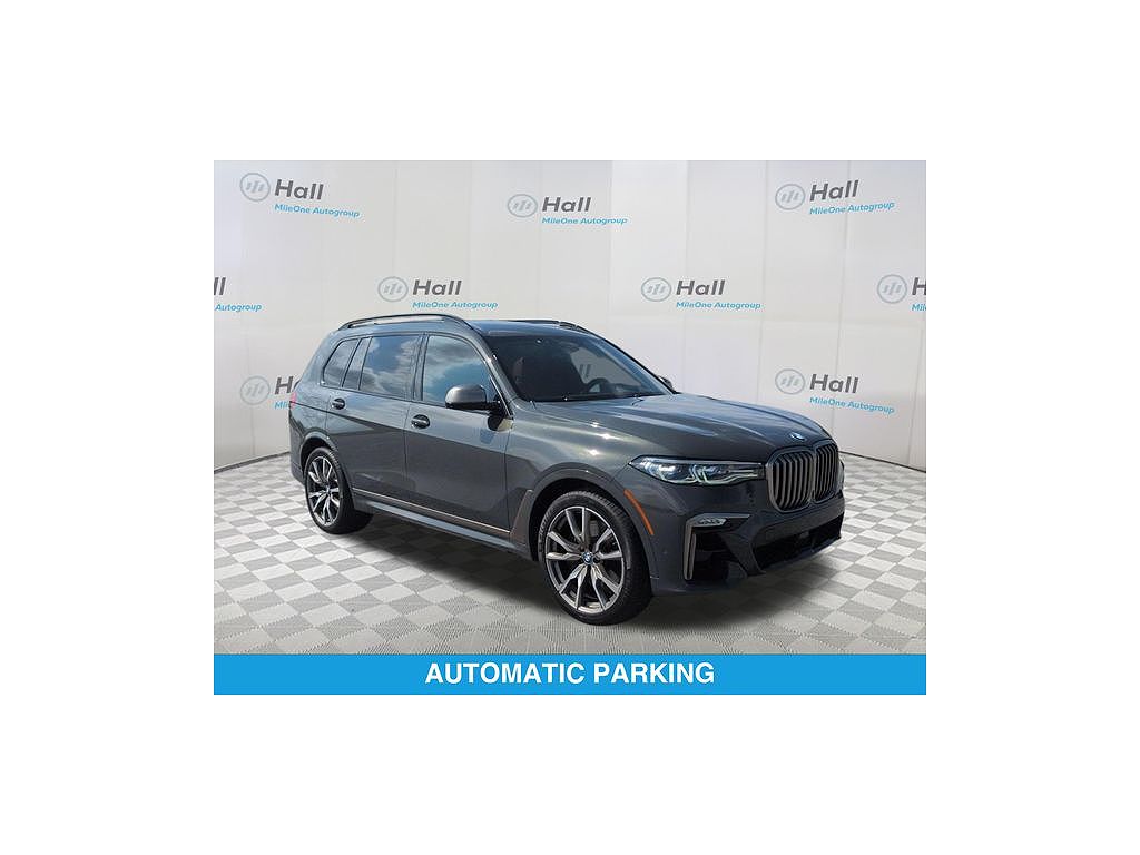 2022 BMW X7 M50i