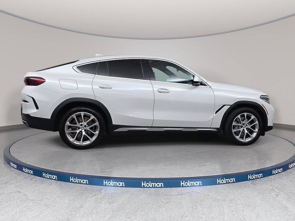 2022 BMW X6 xDrive40i