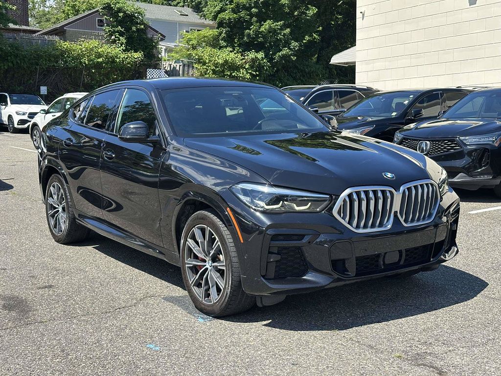 2022 BMW X6