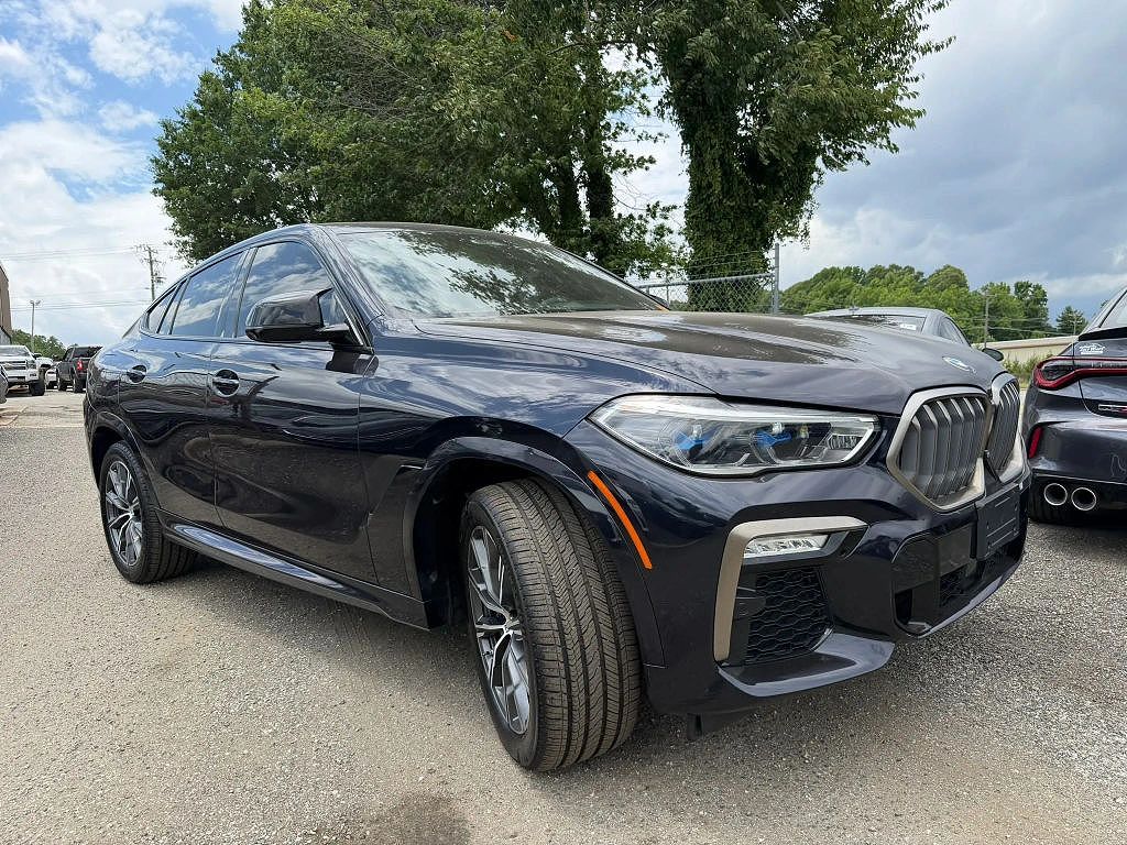 2021 BMW X6 M50i