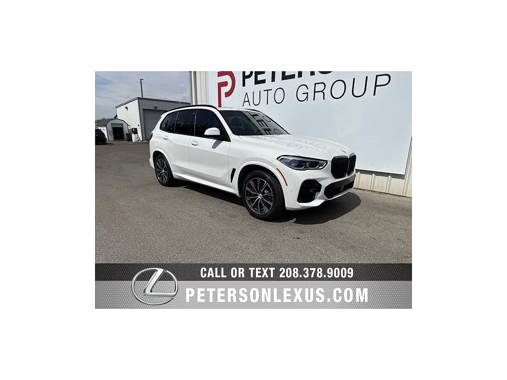 2023 BMW X5 M50i