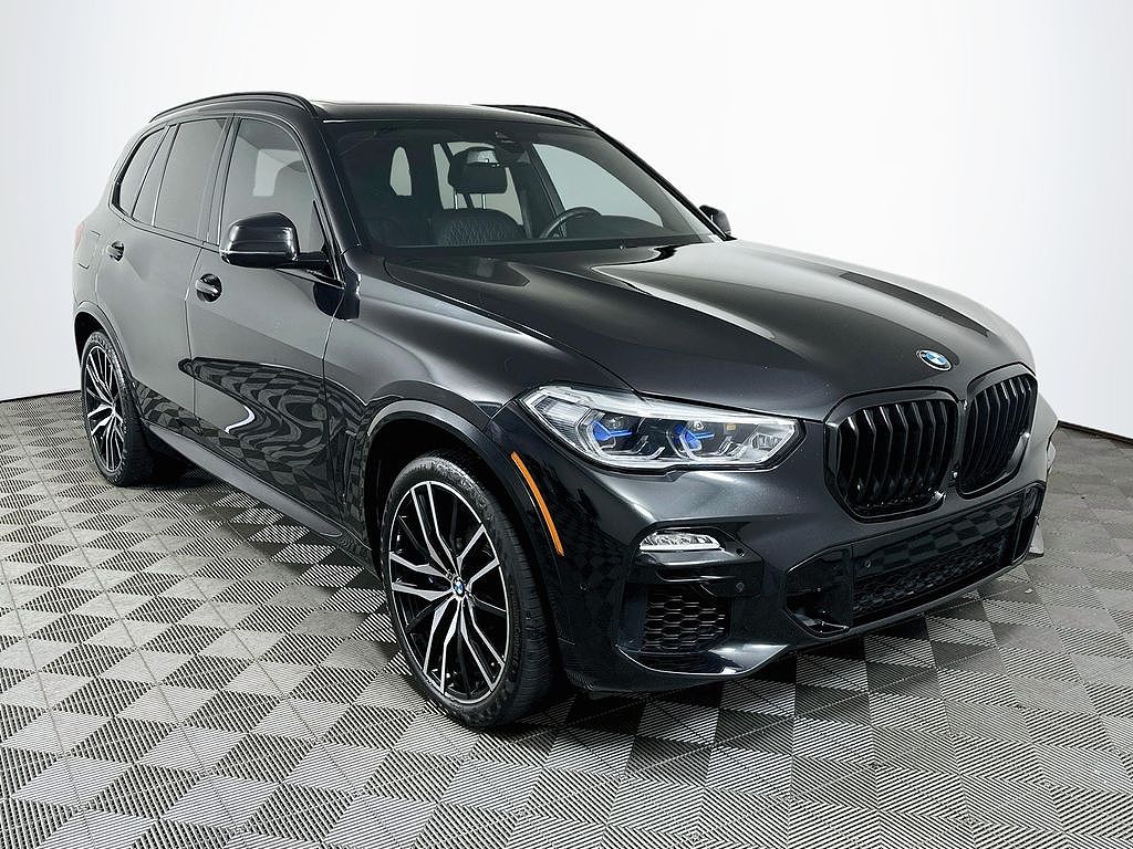 2020 BMW X5 M50i