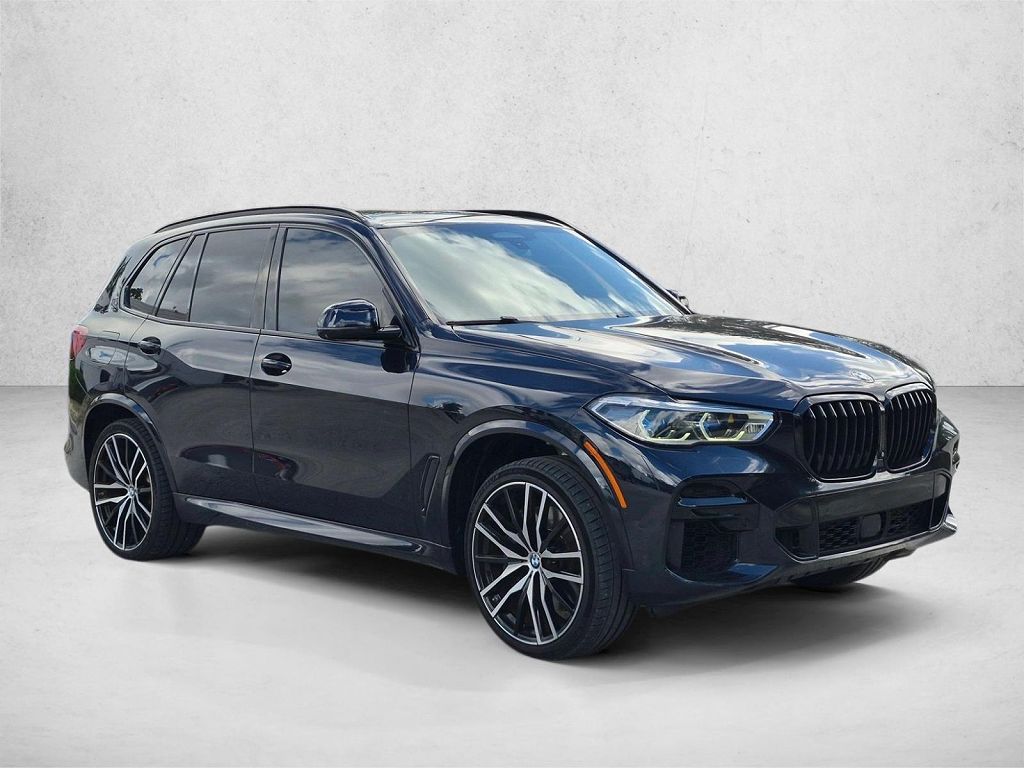 2022 BMW X5 M50i