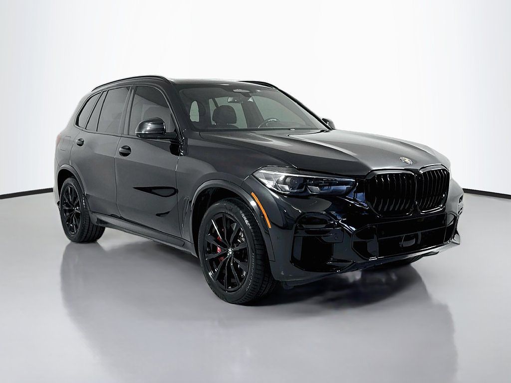 2022 BMW X5 M50i