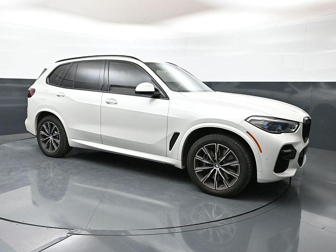 2023 BMW X5 M50i