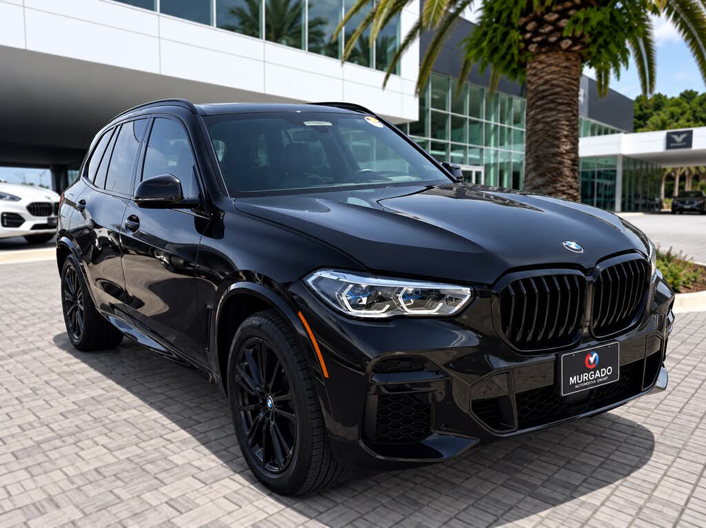 2023 BMW X5 M50i