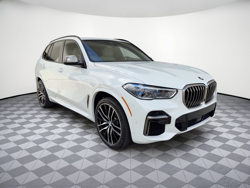 2023 BMW X5 M50i
