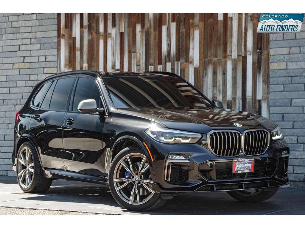 2021 BMW X5 M50i