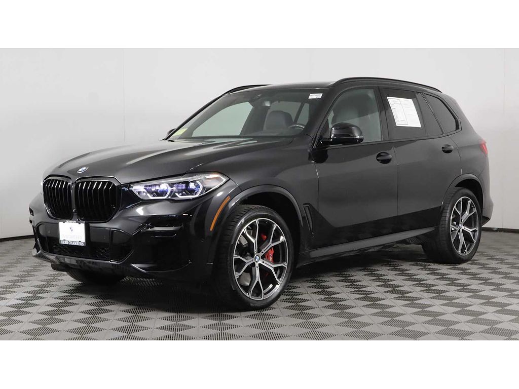 2023 BMW X5 M50i